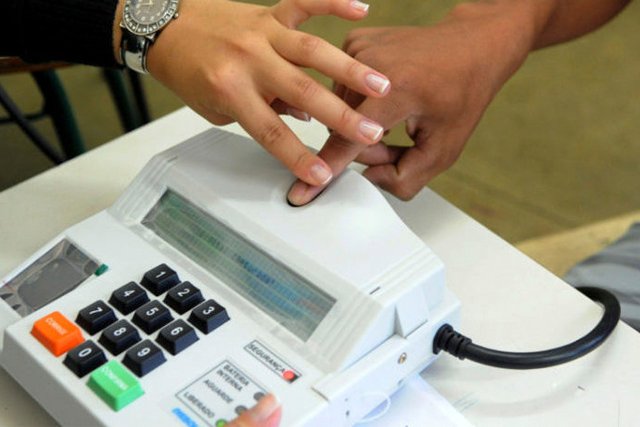 O MPF e a SaferNet Brasil disponibilizam sistema na internet que possibilita aos cidadãos apontarem possíveis fraudes eleitorais cometidas na internet.