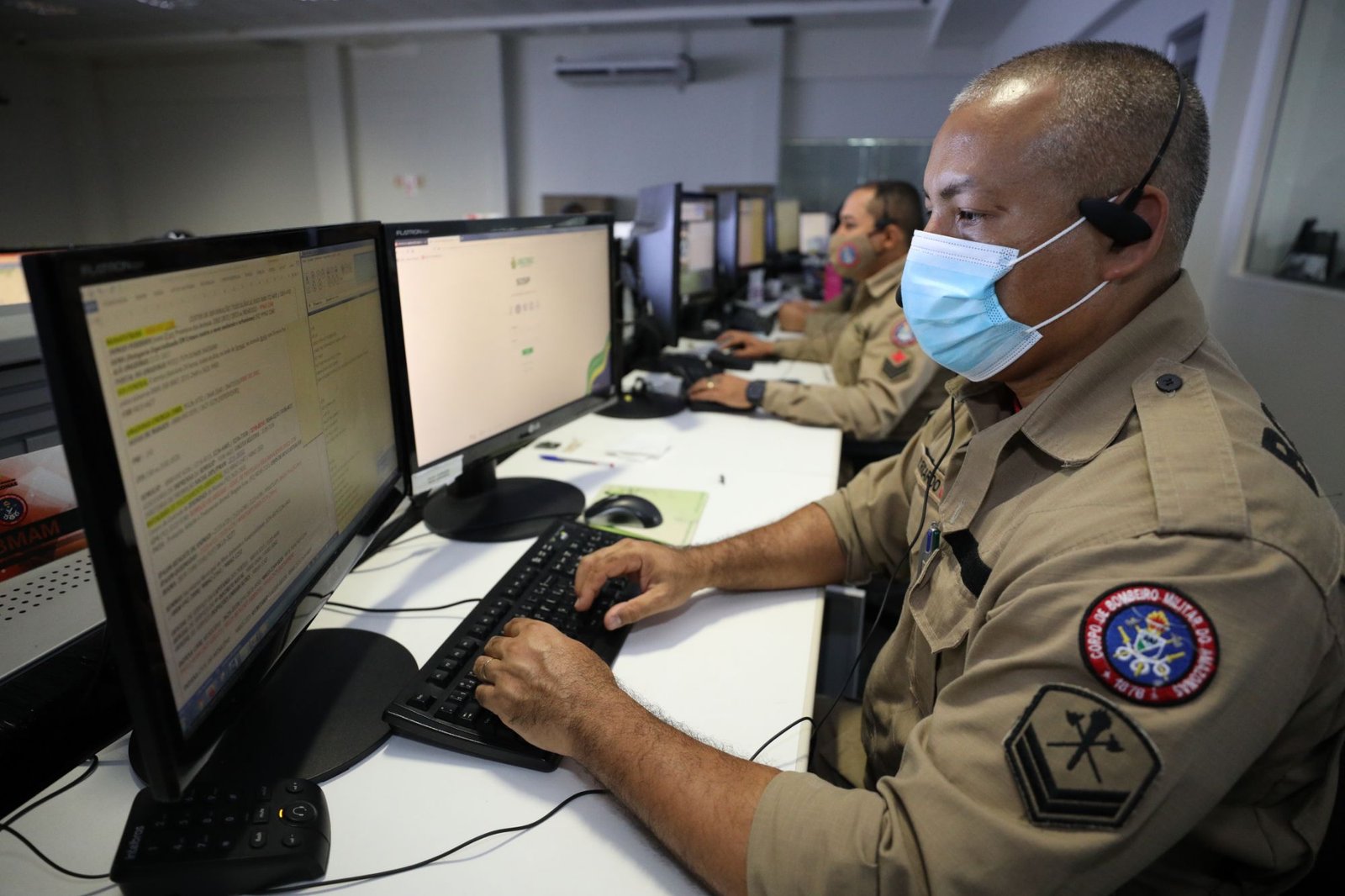 O Governo do Amazonas realiza, nesta terça (15/12) e quarta-feira (16/12), o pagamento da segunda parcela do 13º salário para mais de 90 mil servidores.