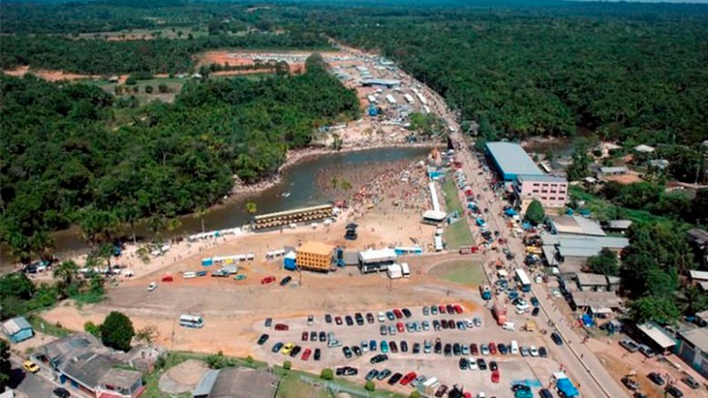 O prefeito de Rio Preto da Eva (a 58 quilômetros de Manaus), Anderson Sousa (PP), confirmou que vai manter a festa de Réveillon do município.