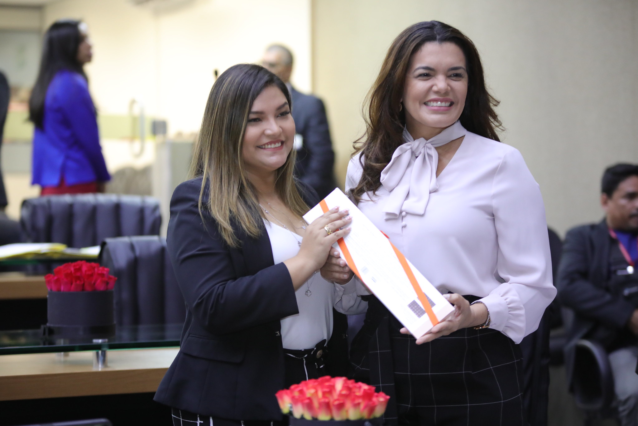 As deputadas estaduais Alessandra Campêlo (MDB) e Joana Darc (PL) darão início a um processo judicial para anular a eleição da Aleam.