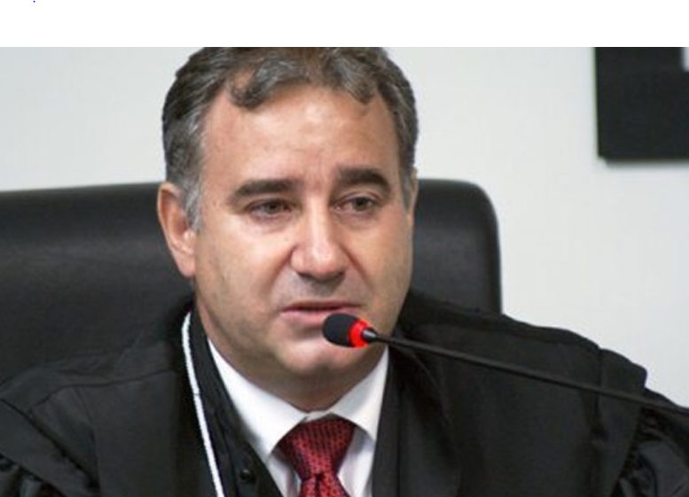 O desembargador do TJribu, negou o mandado de segurança contra a decisão que determinou o fechamento do comércio não essencial no Estado por quinze dias.
