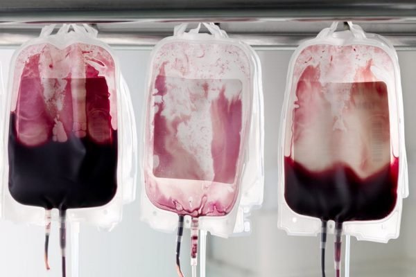 Ministério da Saúde pede que população doe sangue antes de tomar vacina