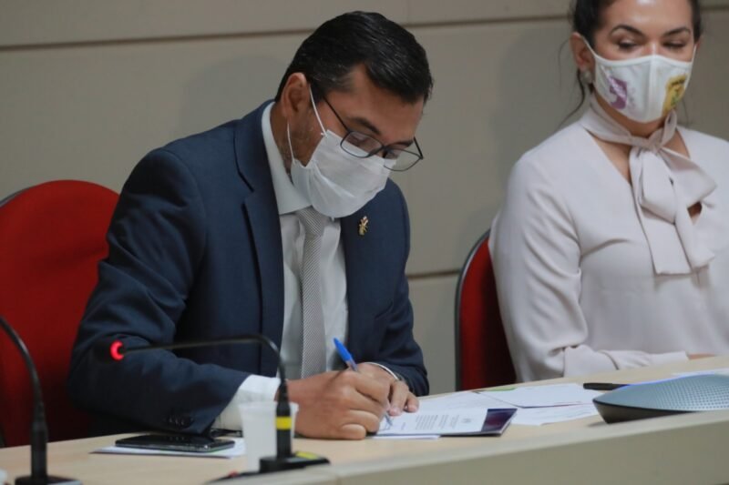 A gestão do governador Wilson Lima vem corrigindo distorções de quase uma década de atrasos de pagamentos dos terceirizados da saúde.