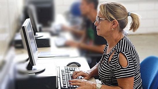 Prefeitura de Manaus oferece cursos on-line gratuitos para mulheres