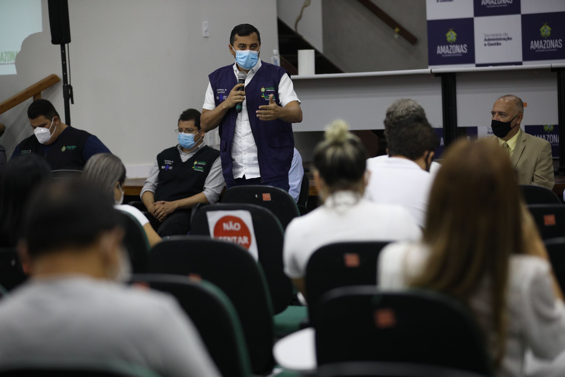 O governador Wilson Lima se reuniu com membros da Associação Brasileira de Bares e Restaurantes (Abrasel), nesta quarta-feira (31/03).