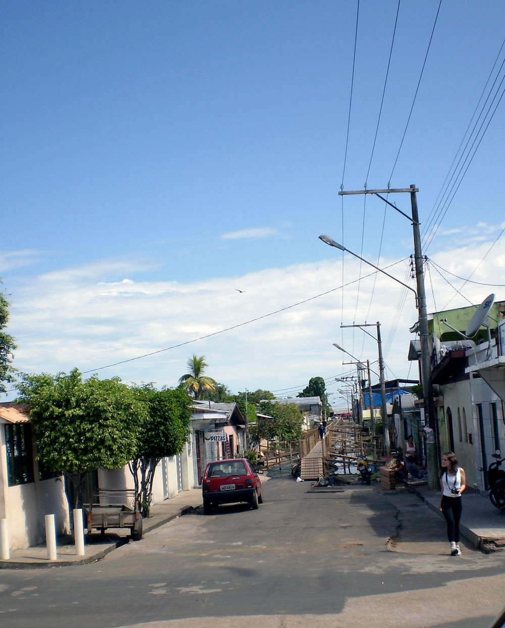 Falta de urbanização e asfalto lideram as reclamações entre os moradores de Iranduba. Saullo Vianna enviou 58 requerimentos solicitando providências.