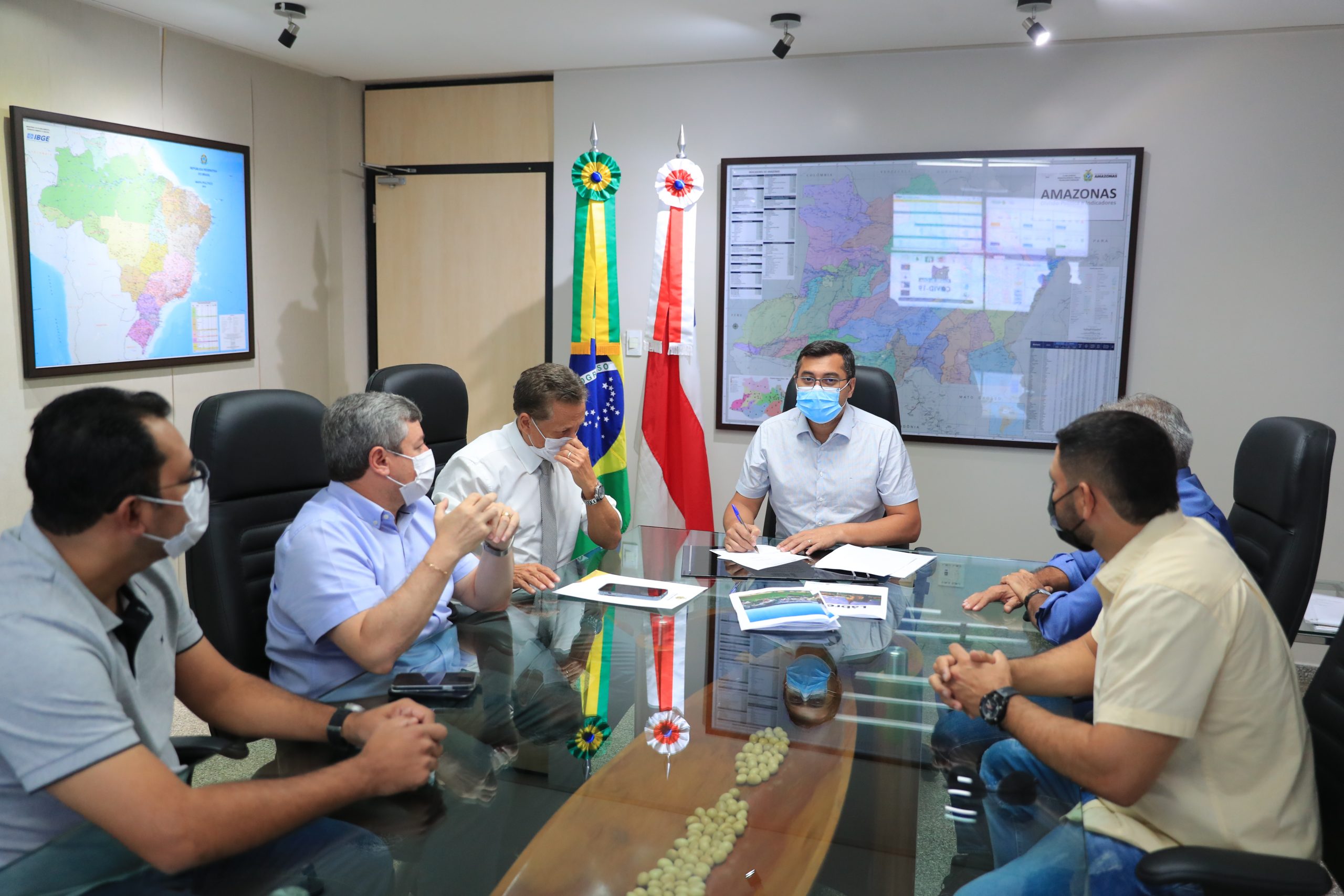 Wilson Lima anunciou, nesta quinta-feira (23/09), novas obras em infraestrutura para os municípios de Lábrea e Nova Olinda do Norte.