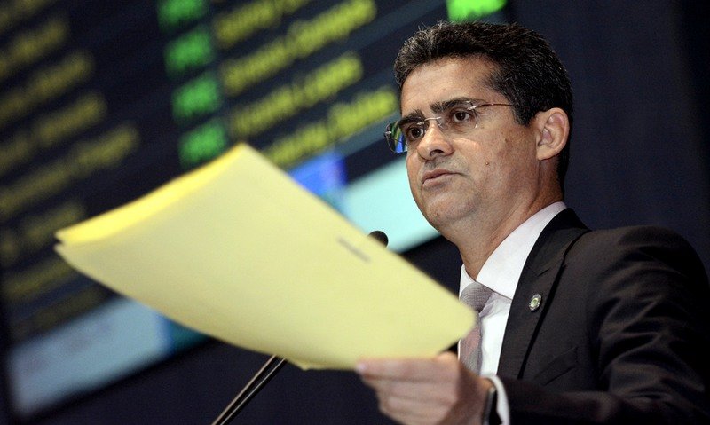Por unanimidade, a CMM aprovou, o reajuste dos profissionais de educação de Manaus, concedido pelo prefeito David Almeida.