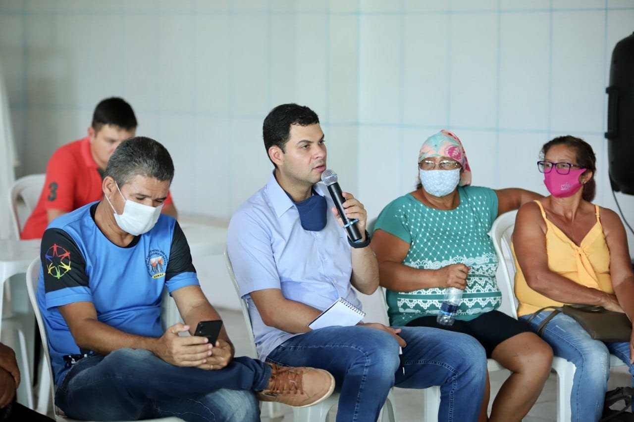Saullo Vianna abriu o diálogo sobre os principais pleitos dos moradores e apresentou soluções para a cidade.