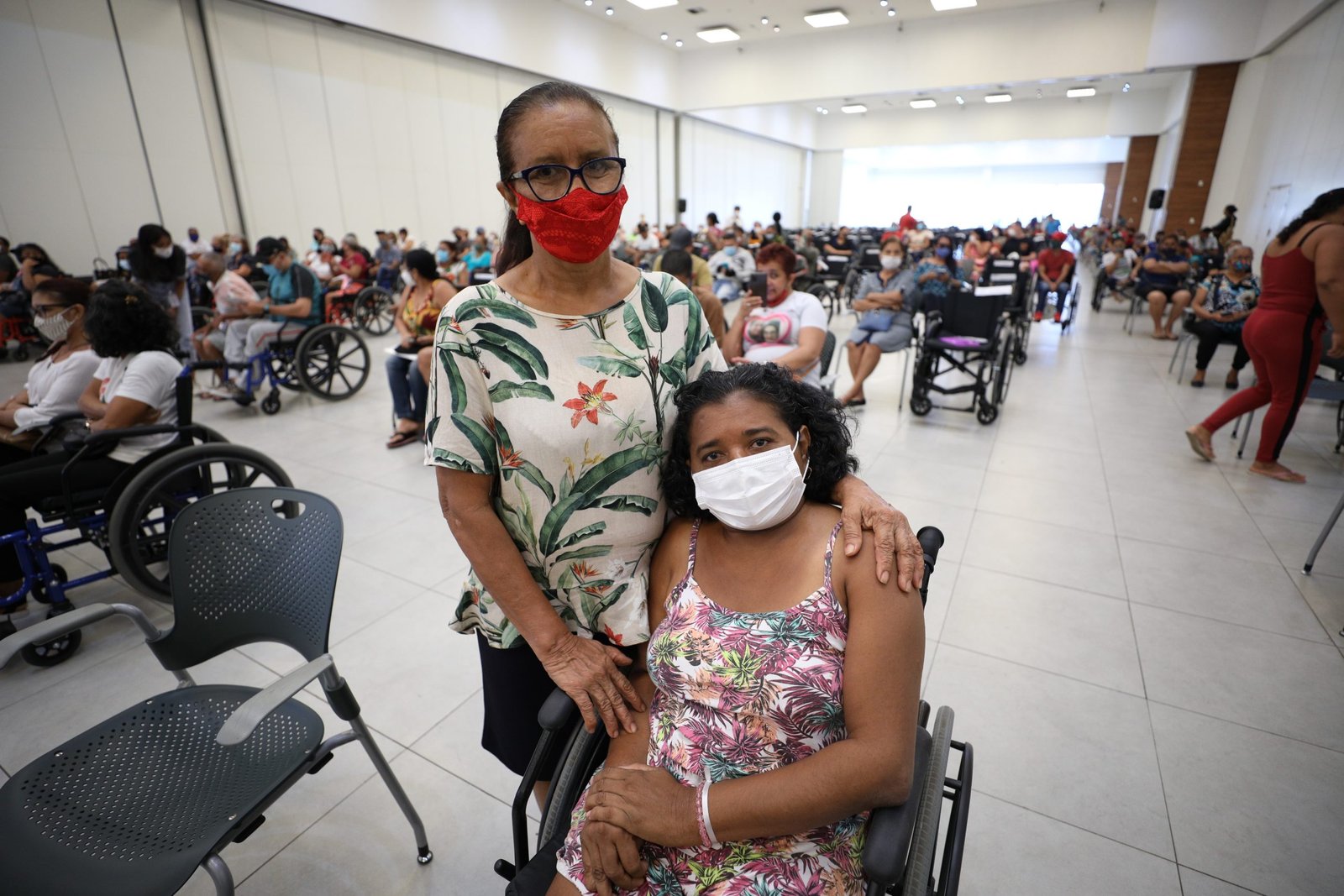 O Governo do Amazonas realizou a maior entrega de cadeira de rodas da história do Amazonas, no Centro de Convenções Vasco Vasques.