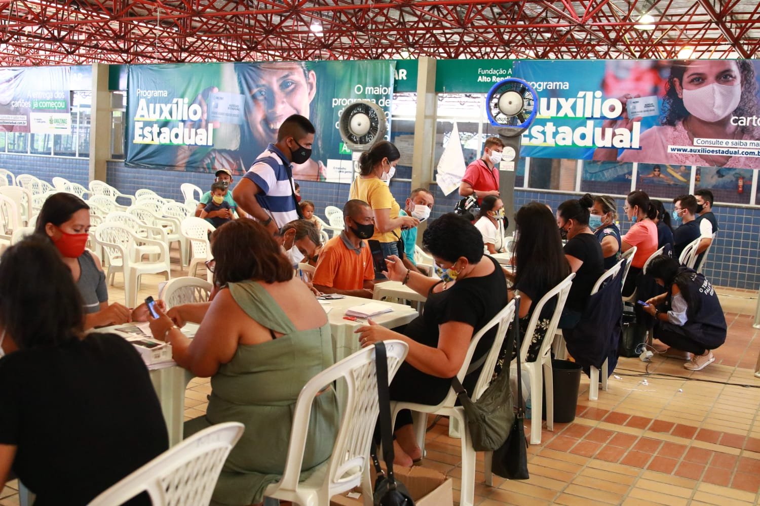O Governo do Amazonas inicia, na próxima segunda-feira (04/04), uma nova etapa de entregas do cartão Auxílio Estadual permanente em Manaus.