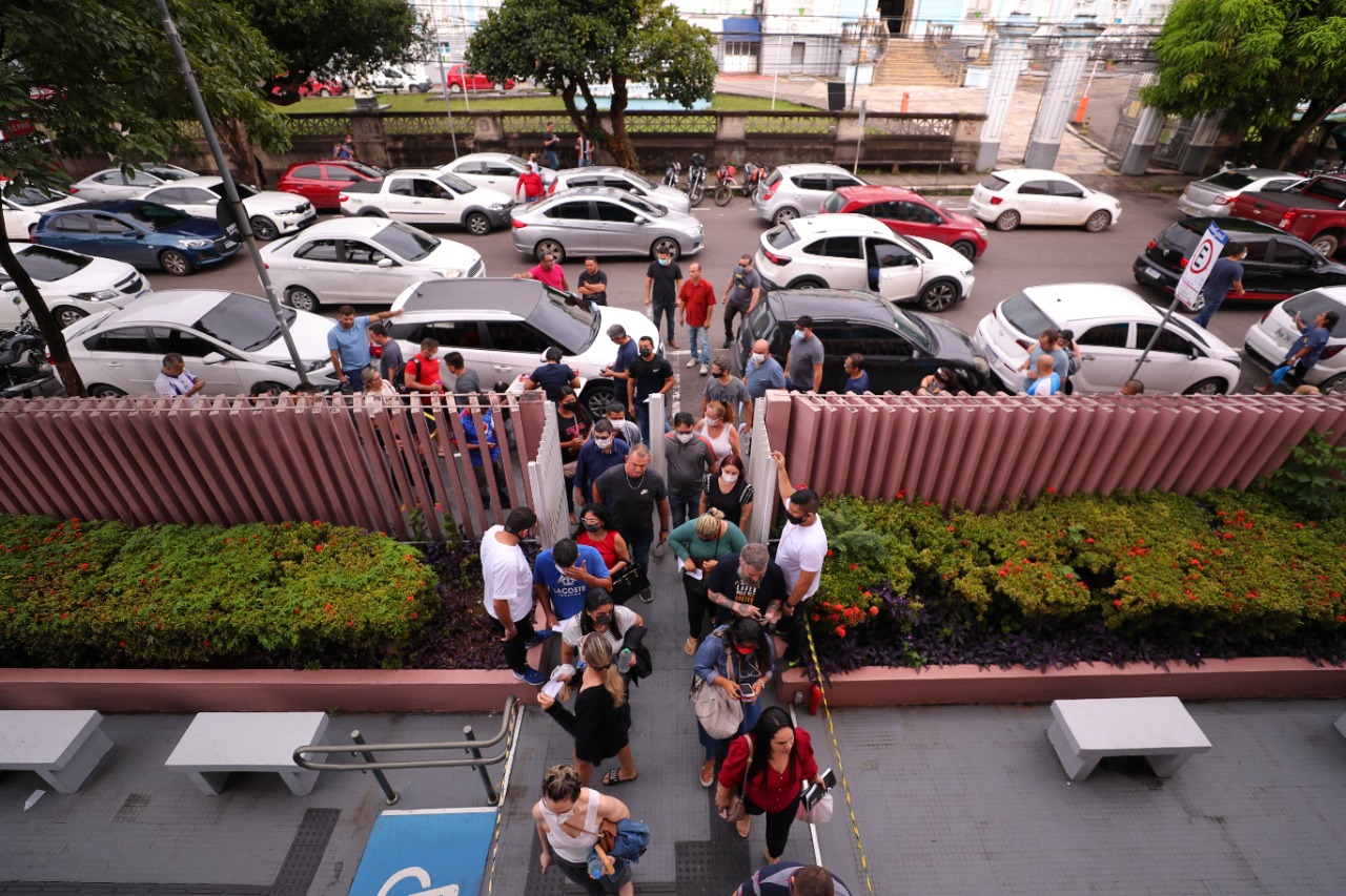 Realizado neste domingo (03/04), o concurso público da Polícia Civil do Amazonas registrou a presença de 46.610 candidatos.