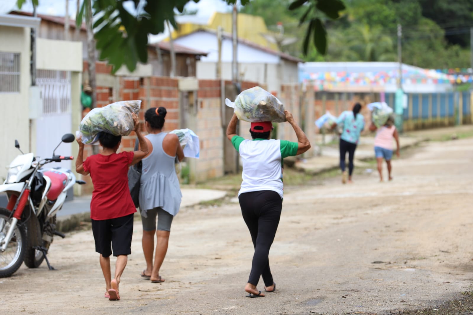 Em Borba, o Programa Alimenta Brasil adquiriu cerca de 13 toneladas de produtos da agricultura familiar para a entidade socioassistencial.