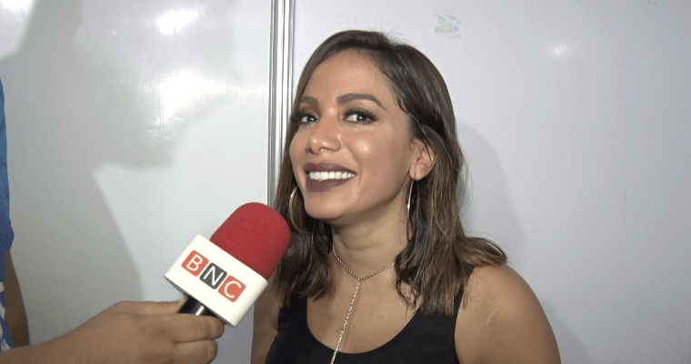 Após anunciar que vai apoiar Lula nas próximas eleições para presidente, Anitta comentou sobre as conversas que teve com o petista.