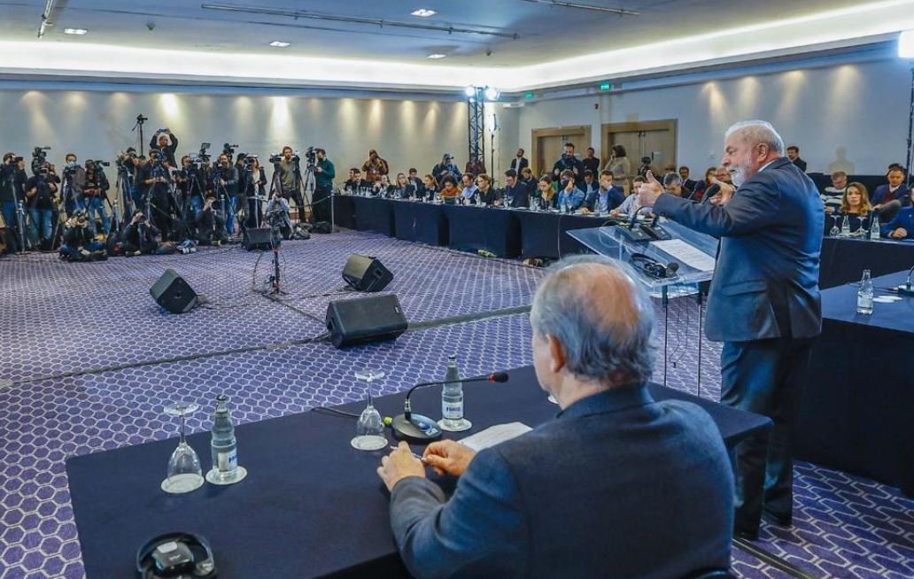 Caso eleito, Lula da Silva (PT) disse que empreenderá “uma luta muita dura” contra o desmatamento e queimadas na Amazônia.