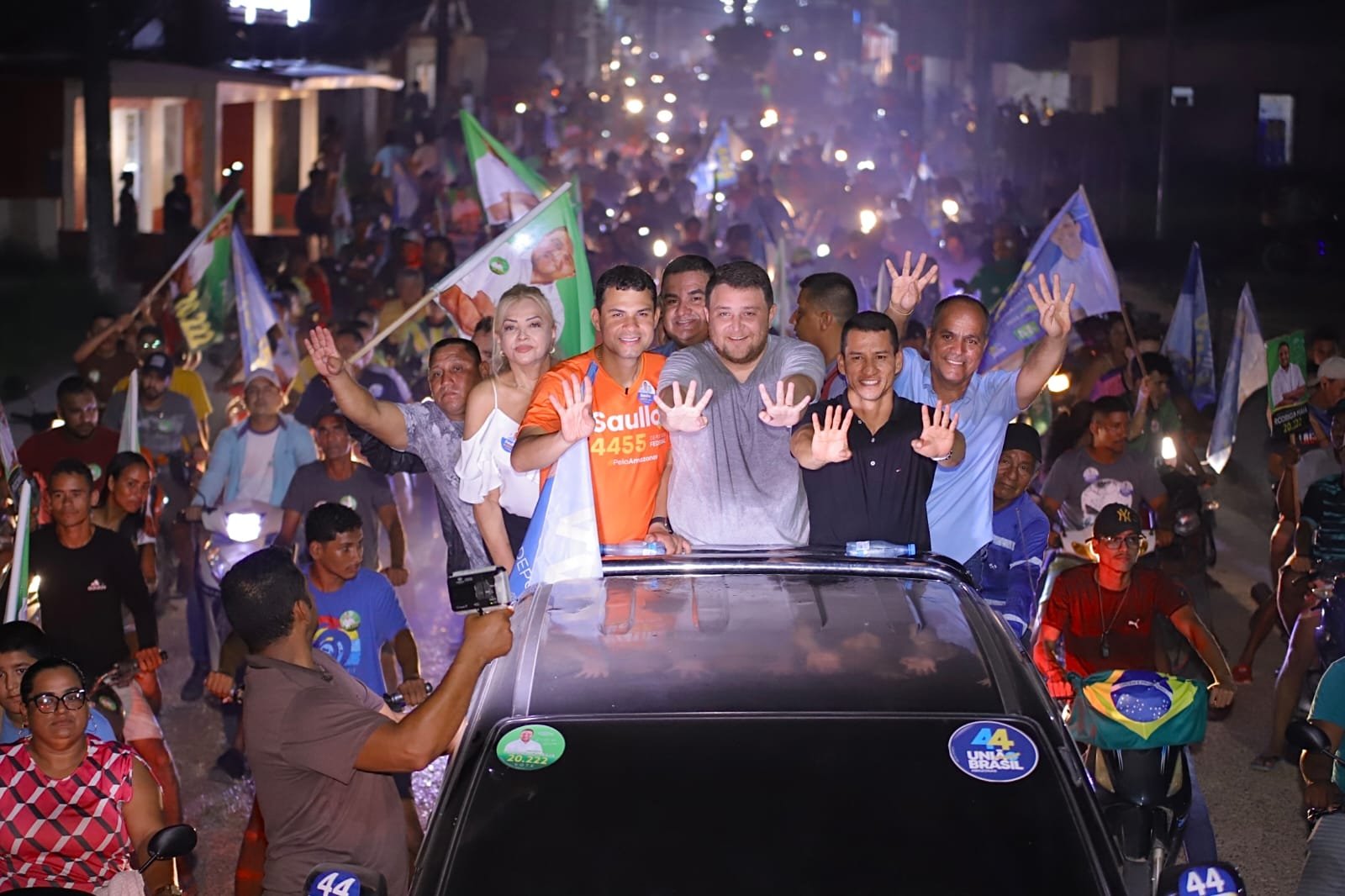 Os municípios de Tabatinga e Benjamin Constant receberam a campanha do deputado Saullo Vianna (UB), nesta quarta-feira (14).