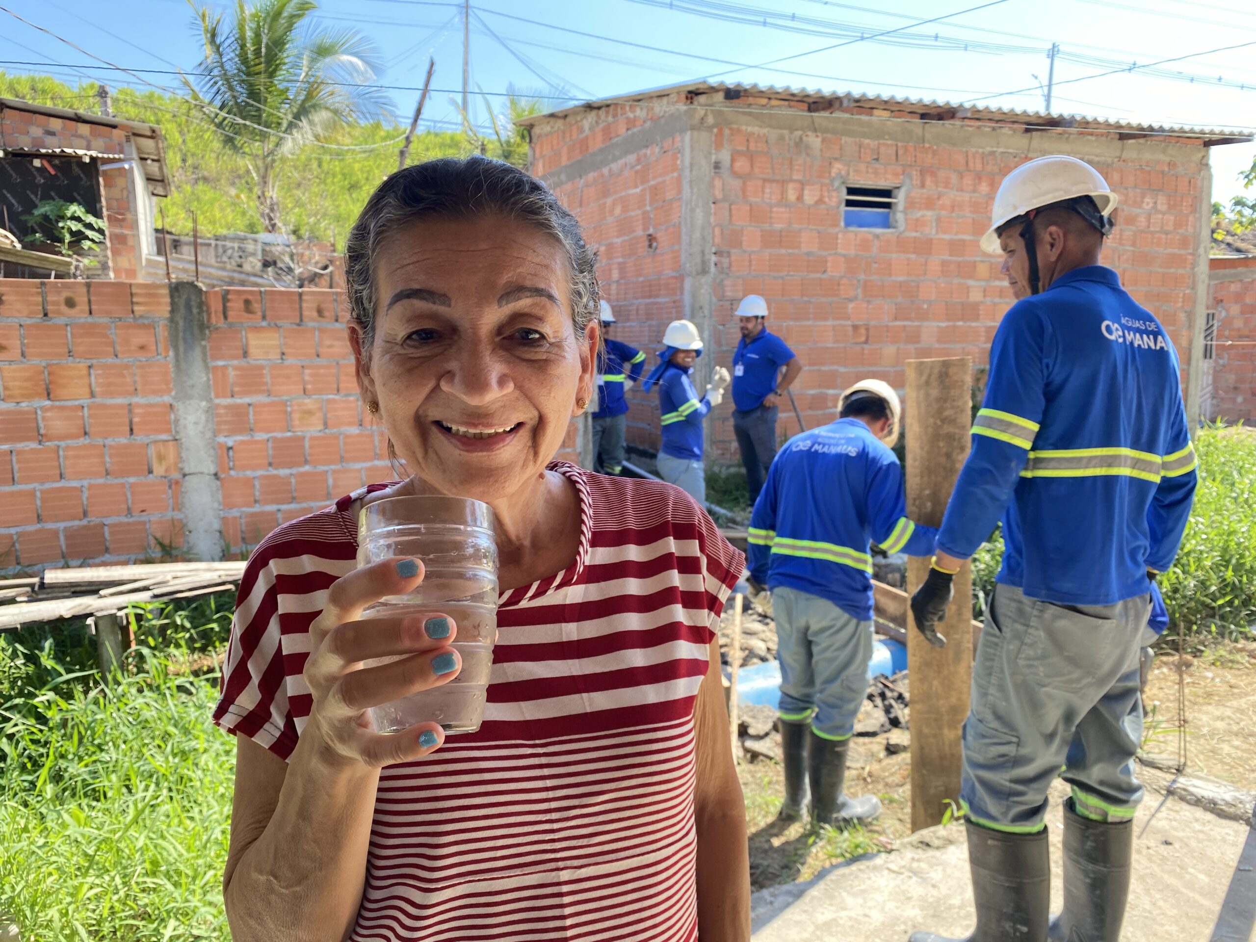 Mais de 450 moradores da comunidade Flores estão sendo beneficiados com melhorias na qualidade de vida através de ações da concessionária 