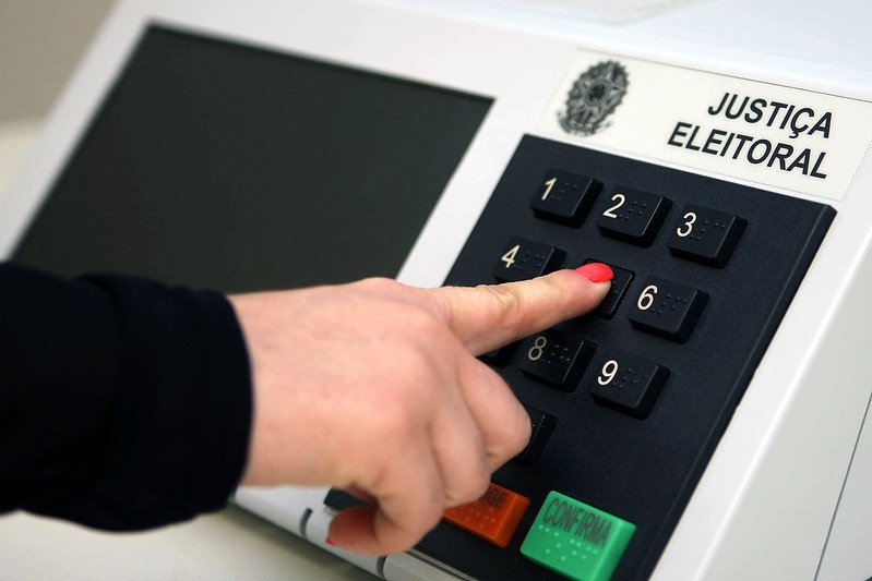 A quantidade de pessoas trans que solicitaram a inclusão dessa identificação no título pulou de 9.900 para 37,6 mil