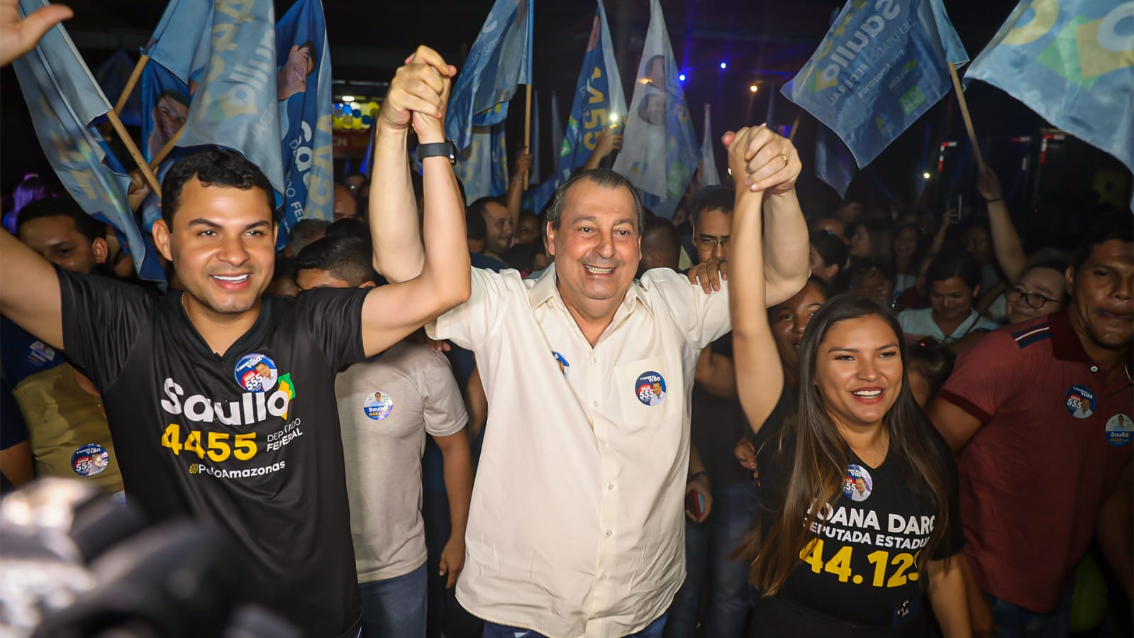 O deputado Saullo Vianna (UB), que concorre à vaga de deputado federal, realizou mais uma grande reunião com os moradores de Manaus.