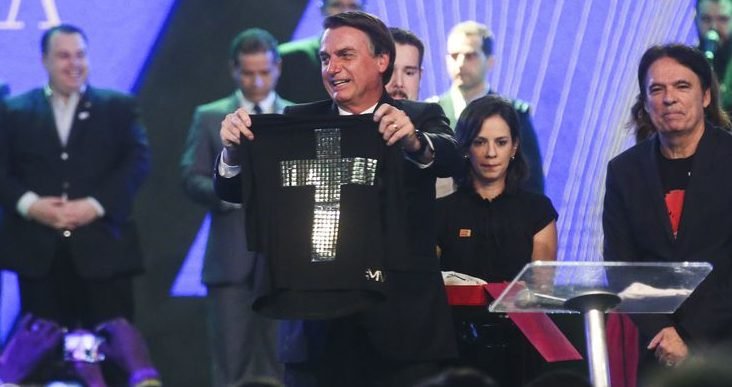 Religiosidade novamente tem sido um dos principais assuntos desta eleição, trazida principalmente por Bolsonaro.