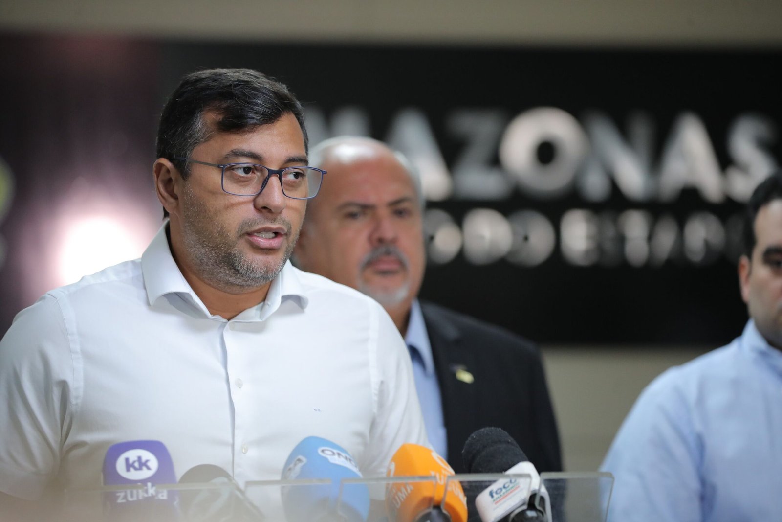 Pagamento do 13º será nos dias 12 e 13 de dezembro, e do salário, nos dias 21 e 22, somando R$ 1 bilhão injetados na economia local