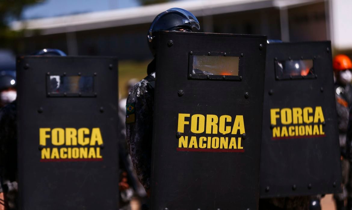 Cerimônia de entrega de itens de segurança para 23 estados e o Distrito Federal. Os bens, que fazem parte do acervo da Força Nacional de Segurança Pública.