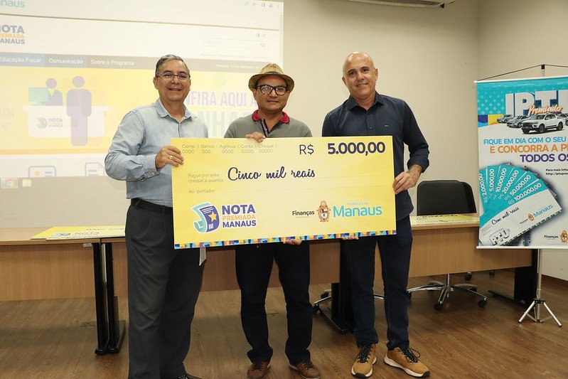 oncorrem à premiação extra todos os participantes cadastrados que solicitaram suas Notas Fiscais de Serviços com o CPF registrado ao longo de 2022.