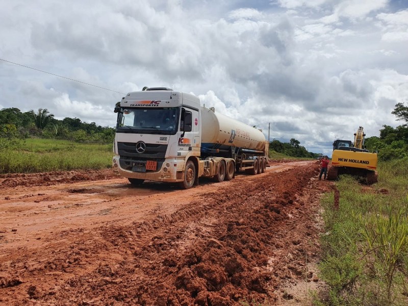 Lula anunciou a inclusão de dois empreendimentos de infraestrutura de transportes do Amazonas na lista de ações prioritárias do governo.