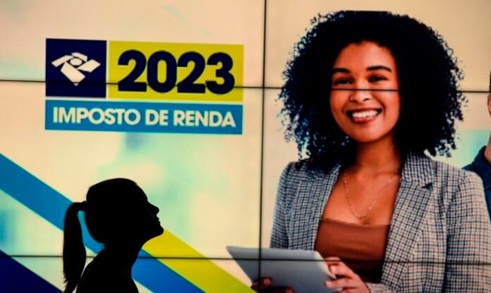Ou seja, têm direito ao desconto somente os motoristas que não possuem CNPJ e, portanto, recebem pelas corridas como pessoa física