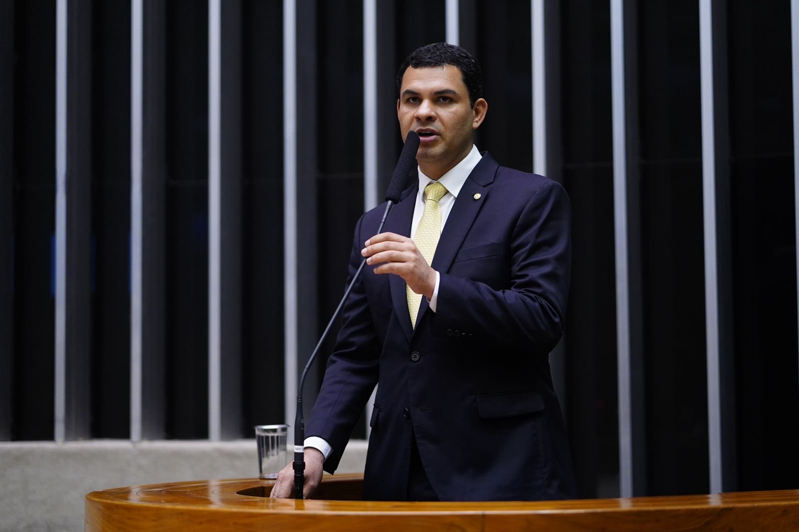 Saullo Vianna apresentou um projeto que visa beneficiar aposentados e portadores de doenças crônicas com isenção de IR