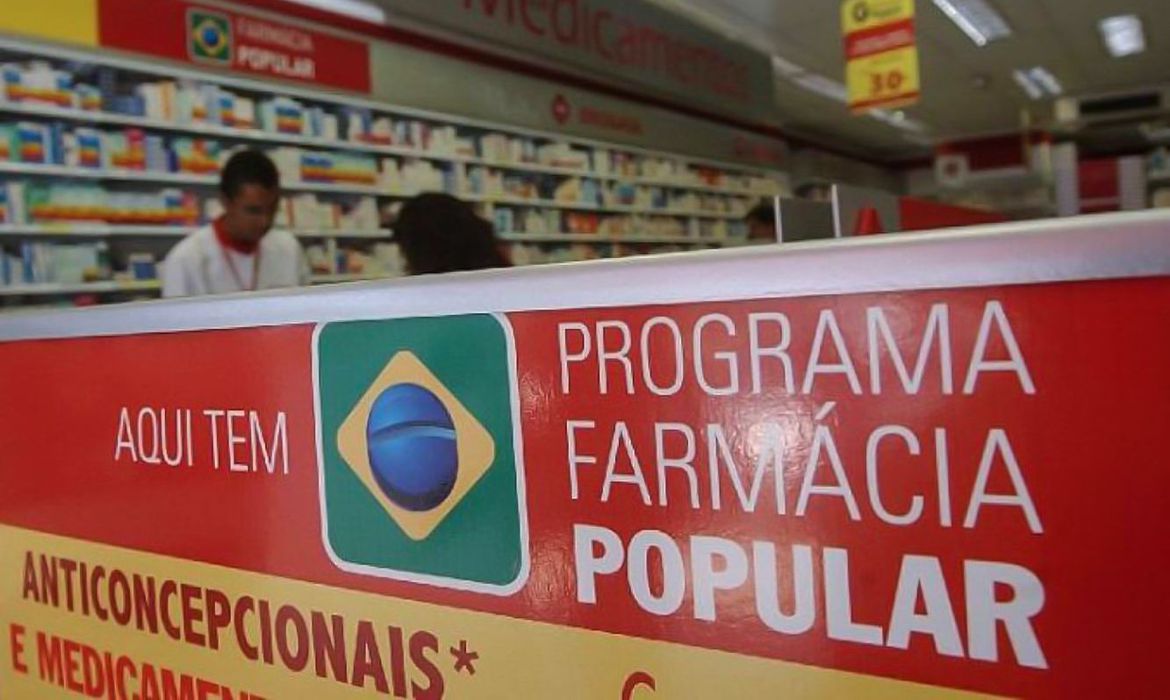 O programa Farmácia Popular incluiu os anticoncepcionais e remédios para tratamento de osteoporose em sua lista de gratuidades.