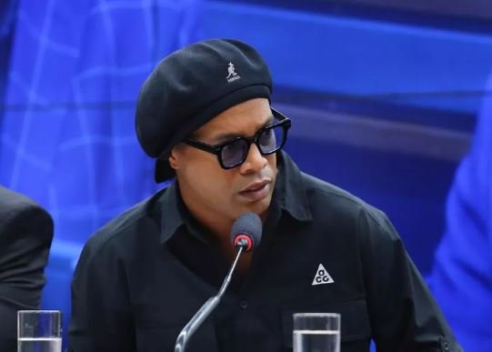 A CPI das pirâmides aprovou relatório final e concluiu pelo indiciamento de 45 pessoas, entre os quais o ex-jogador Ronaldinho Gaúcho.