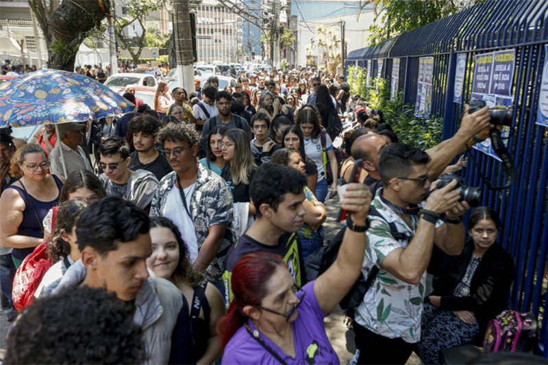 O ministro da Educação afirmou que o Enem de 2023 não será cancelado após o vazamento de imagens da prova.