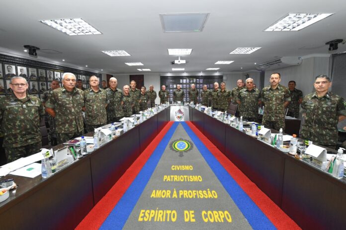 A operação tem como foco a investigação de uma organização criminosa com raízes no Exército, acusada de envolvimento em uma tentativa de golpe de Estado.