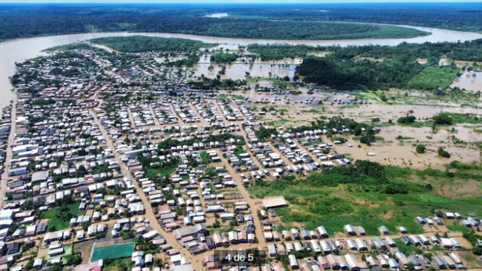 Imagens aéreas mostram que aproximadamente 90% da cidade de Boca do Acre, situada no interior do Amazonas está submersa.
