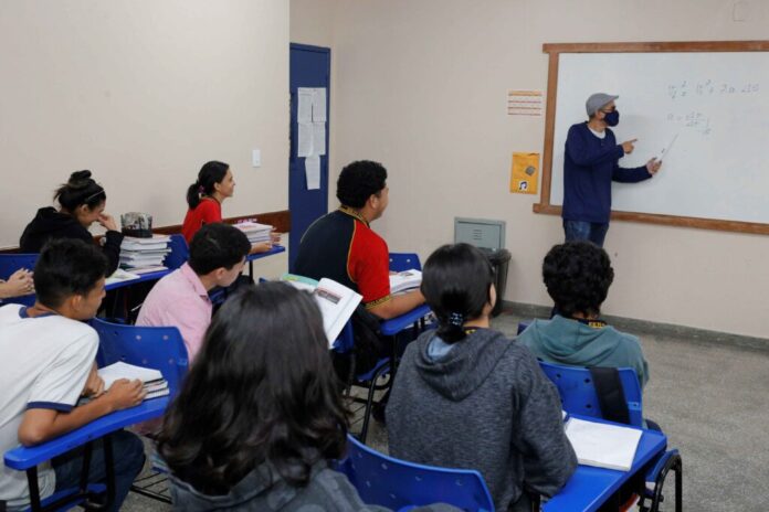 Professores convocados pela Seduc-AM atuarão em Manaus.