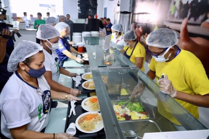 O programa Prato Cheio, que alcançou a marca de 5 milhões de refeições e sopas servidas ao longo do ano.