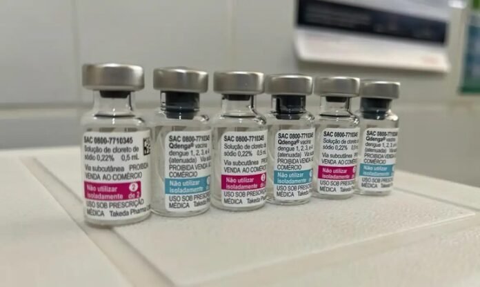 A previsão é que, a partir de 2026, sejam ofertadas 60 milhões de doses anuais da vacina, com possibilidade de ampliação do quantitativo.