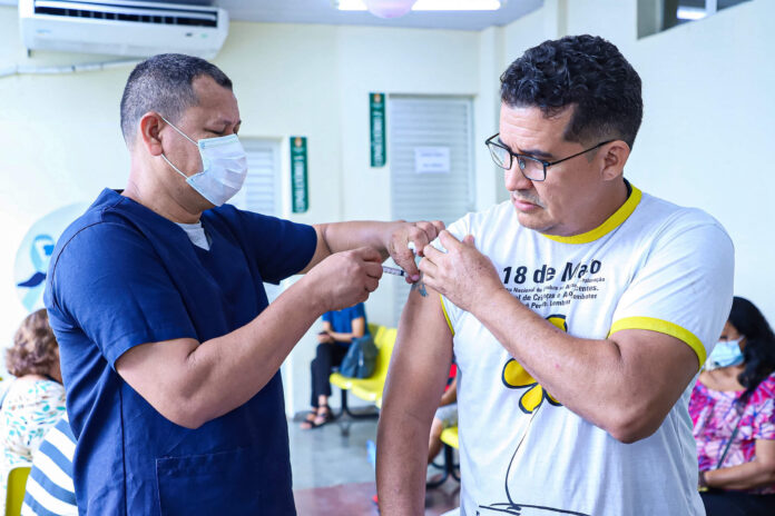 A campanha de vacinação contra a Influenza em Manaus foi prorrogada até o dia 31 de julho.