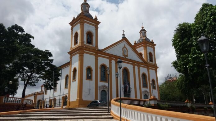 A Arquidiocese de Manaus anunciou, hoje (22), a realização de uma missa por Papa Francisco na Catedral Metropolitana de Manaus