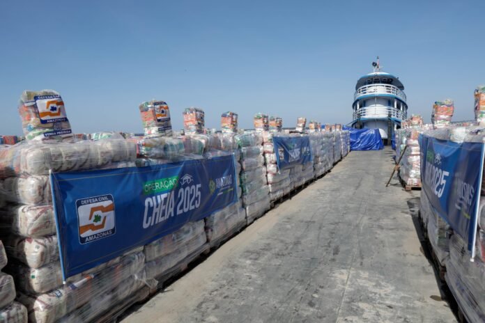 Mais de 92 mil pessoas já foram impactadas pela cheia dos rios no Amazonas em 2025, segundo dados atualizados divulgados.
