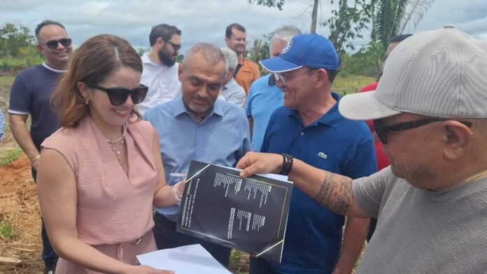 O Governo do Amazonas formalizou a doação de um terreno à Prefeitura de Humaitá para a construção de um novo complexo penitenciário.
