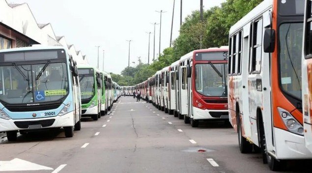 A partir das 0h deste domingo, 20 de abril de 2025, entra em vigor a nova tarifa do transporte coletivo urbano em Manaus.