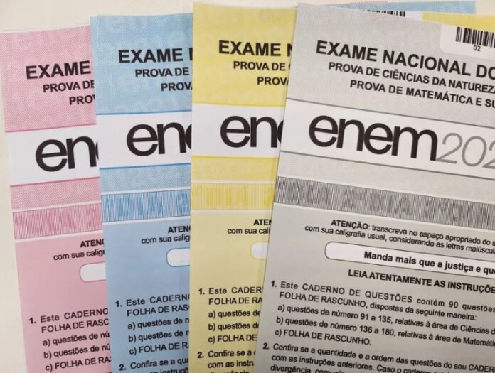 Enem 2025 terá pré-inscrição de todos os estudantes da rede pública.