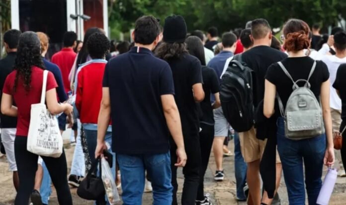 As inscrições para o Exame Nacional do Ensino Médio (Enem) de 2025 se encerram às 23h59 (no horário de Brasília) desta sexta-feira (13).