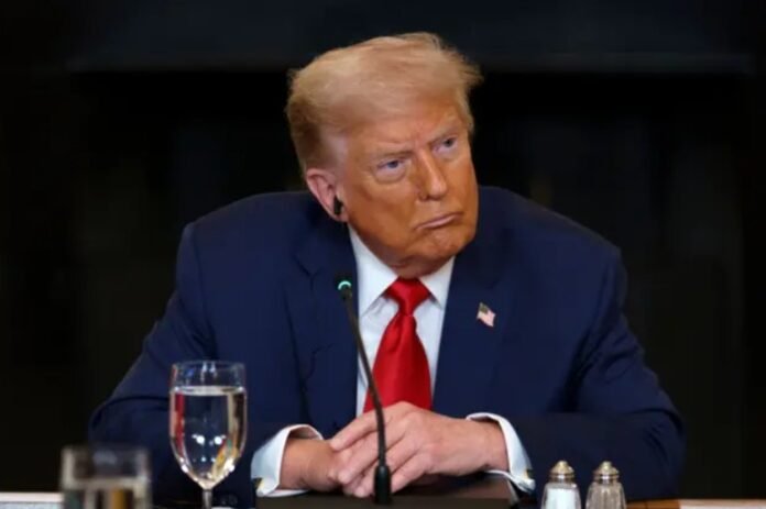 Trump repete a versão do ex-presidente Jair Bolsonaro, que afirma ser perseguido no processo em que é acusado de liderar uma tentativa de golpe de Estado