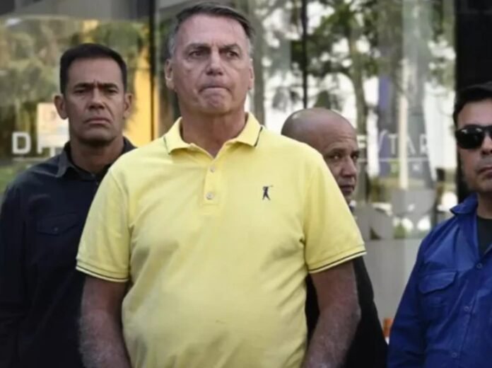Bolsonaro teria movimentado esse valor entre contas em 1 ano.