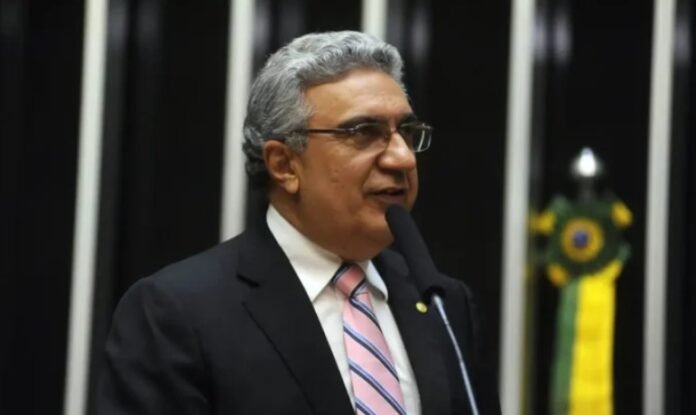 Laurez Moreira assumiu o governo de Tocantins após o afastamento do governador titular, que está sendo investigado por fraude.
