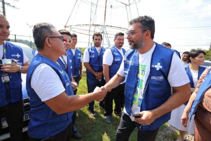 Programa Melhor em Casa_Foto_Diego peres_Secom 3 (1) Wilson Lima amplia o programa Melhor em Casa em Manaus, com nova frota e equipes reforçadas para atendimento domiciliar de pacientes.