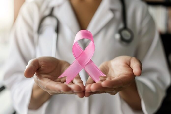 cancer de mama Amazonas recebe lote de medicamento Trastuzumabe Entansina para tratamento de câncer de mama HER2-positivo pelo SUS.